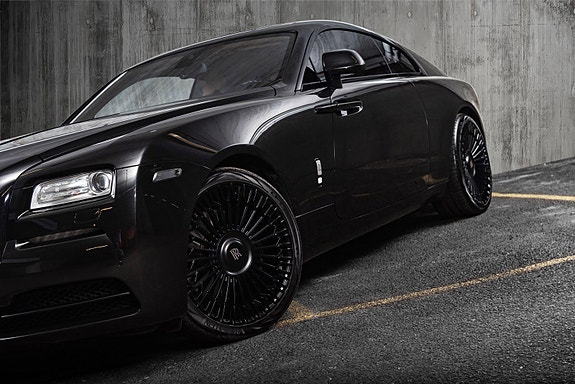 Rolls Royce Wraith 9 of 30