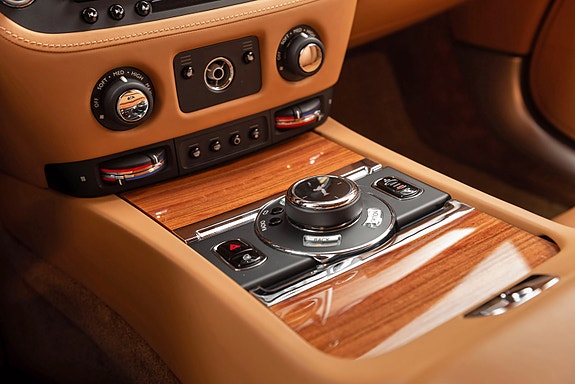 Rolls Royce Wraith 30 of 30