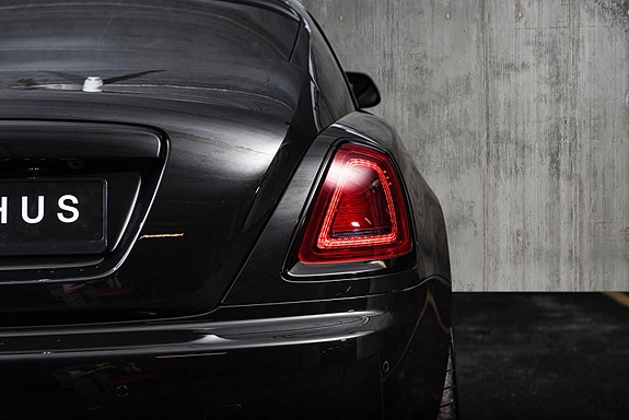Rolls Royce Wraith 15 of 30