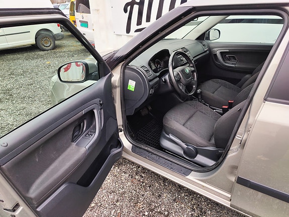 Skoda Fabia 14 of 26