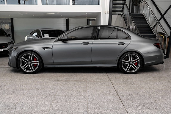 Mercedes-Benz E-Klasse 5 of 5