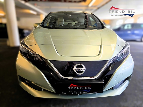 Nissan Leaf 9 of 24