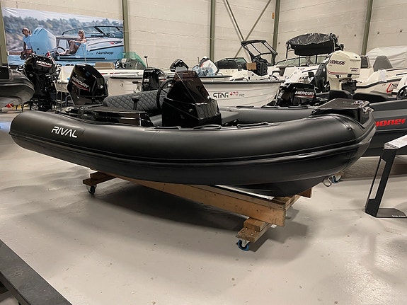 Rival S370  Black Ed./ Mercury 25 ELPT Ypperlig ungdomsbåt/ OVERLIGGER!