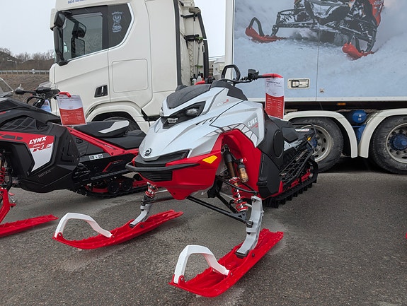 Lynx Shredder RE 3700 850 E-TEC Turbo R