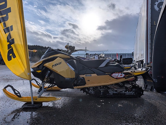 Ski-doo MXZ X-RS 129" 600RR E-TEC 3 of 5