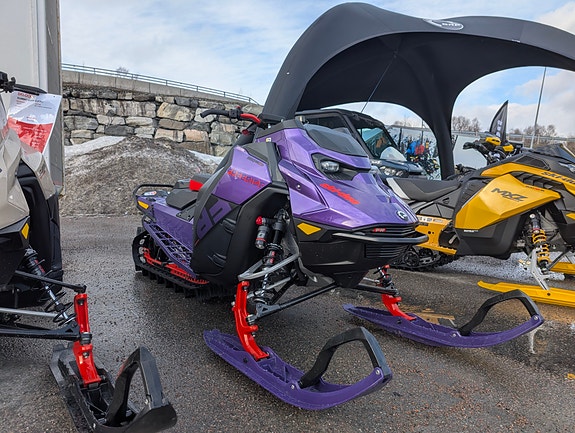 Ski-doo Freeride 147" 850 E-TEC Turbo-R 5 of 5