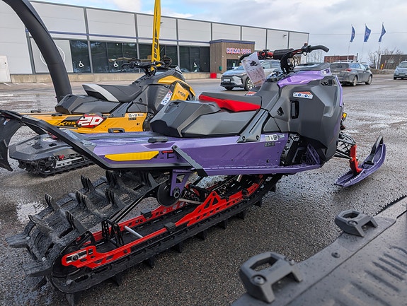 Ski-doo Freeride 147" 850 E-TEC Turbo-R 4 of 5