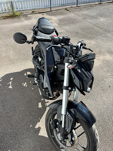 VOGE 125 R 5 of 5