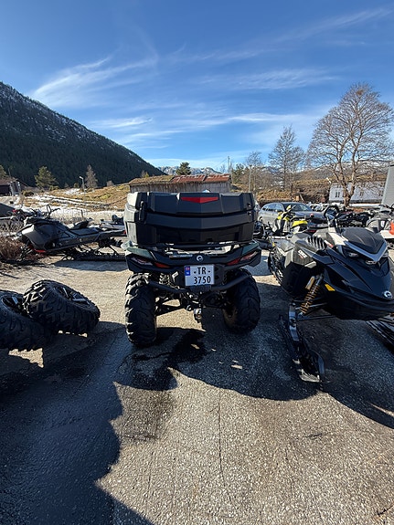 Can-Am Outlander PRO 650 HD7 3 of 4