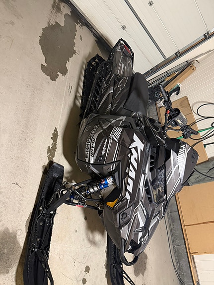 Polaris 850 RMK KHAOS 146 SLASHD 2 of 5
