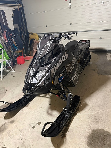 Polaris 850 RMK KHAOS 146 SLASHD 5 of 5