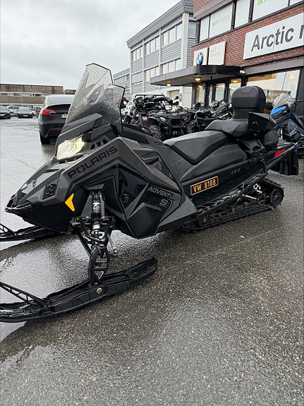 Polaris PROSTAR S4 INDY Adventure 137 Demo