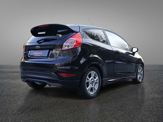 Ford Fiesta 8 of 30