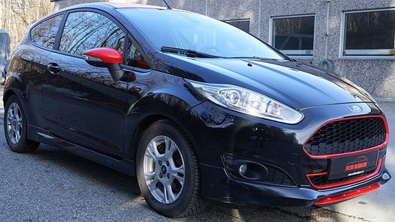 Ford Fiesta 16 of 30