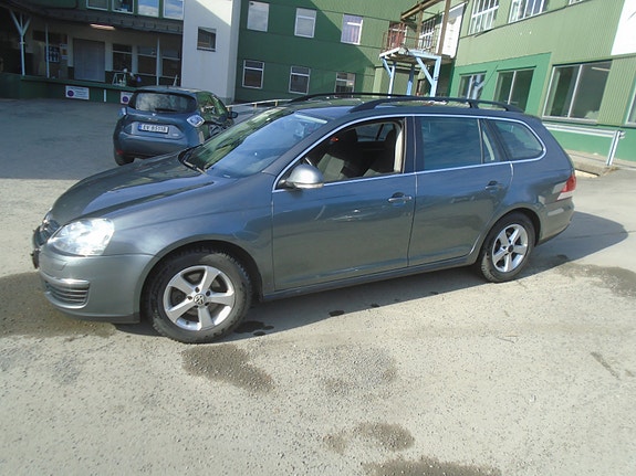 Volkswagen Golf 5 of 5