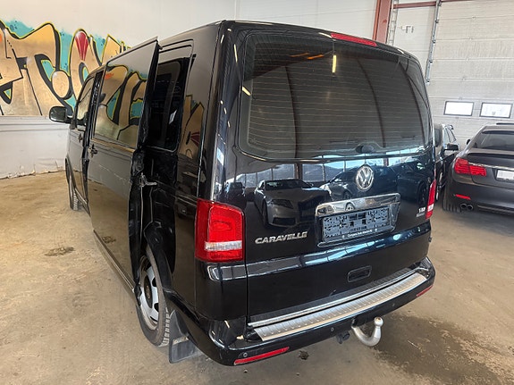 Volkswagen Caravelle 5 of 5