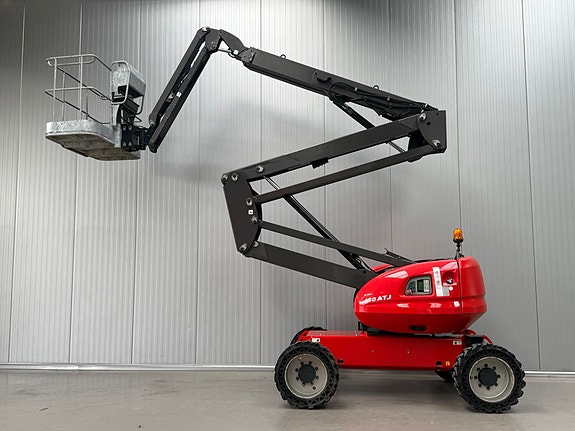 Manitou 160 ATJ Z-bomlift 4x4 - 16 m - 230 kg