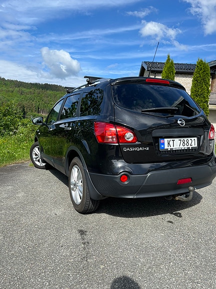 Nissan Qashqai+2 2 of 5