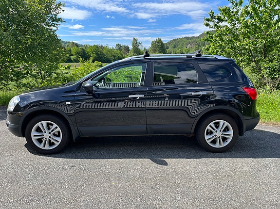 Nissan Qashqai+2 4 of 5