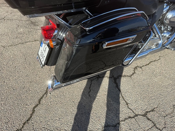 Harley-Davidson FLTRU Road Glide Ultra, meget pen, kun 18000 km 10 of 17