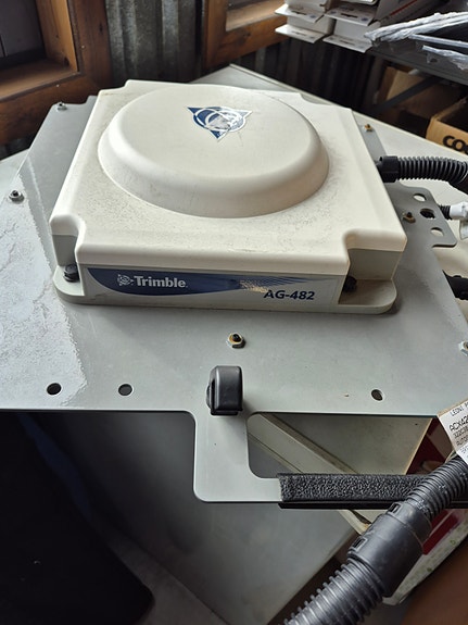 Massey Ferguson Trimble GPS