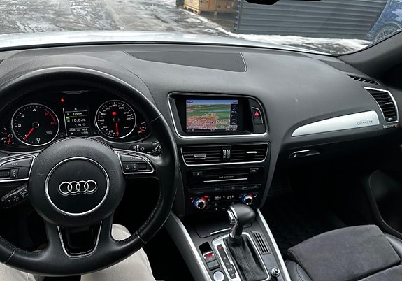 Audi Q5 5 of 14