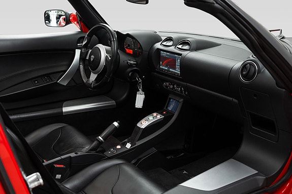 Tesla Roadster 19 of 24