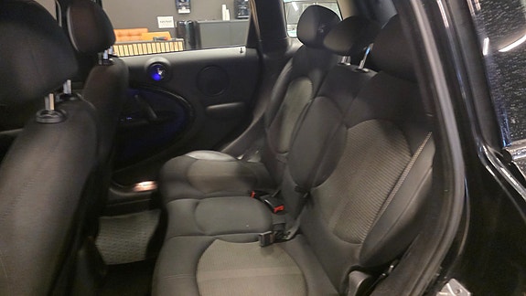 MINI Countryman Cooper D 7 of 8