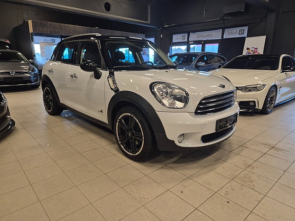 MINI Countryman Cooper D 3 of 5