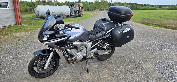 Yamaha FZ6-S Fazer 4 of 10