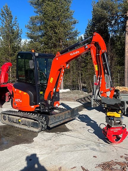 Kubota U27-4
