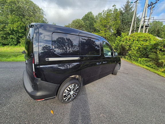 Volkswagen Caddy 3 of 30