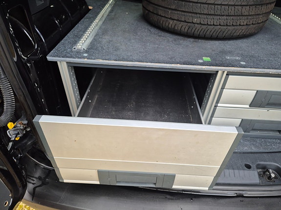Volkswagen Caddy 18 of 30