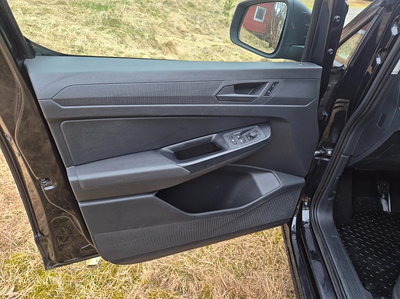 Volkswagen Caddy 12 of 30