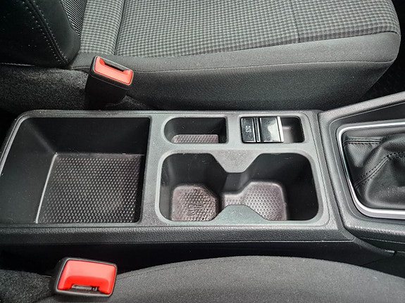 Volkswagen Caddy 23 of 30