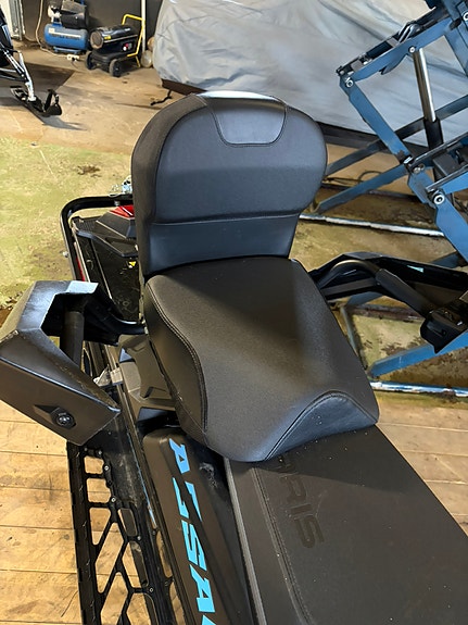 Polaris 650 Switchback Assault 4 of 5