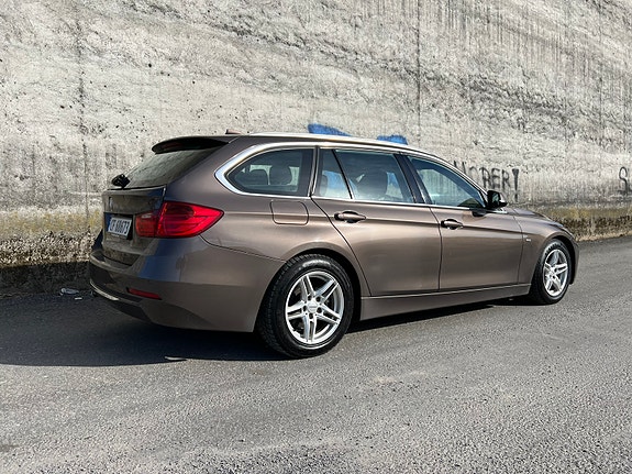 BMW 316d 4 of 20