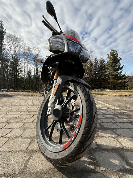 Aprilia RS 125 Tuono 19 of 19