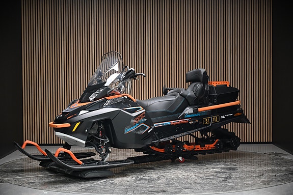 Lynx Commander 800