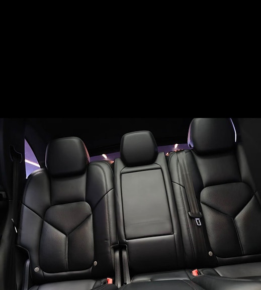 Porsche Cayenne 11 of 29