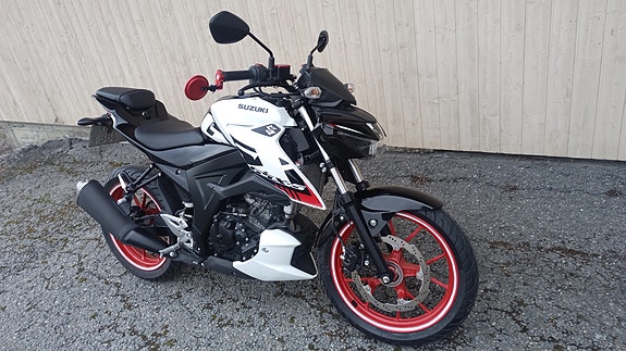 Suzuki GSX-S 125, nye dekk. 5 of 5