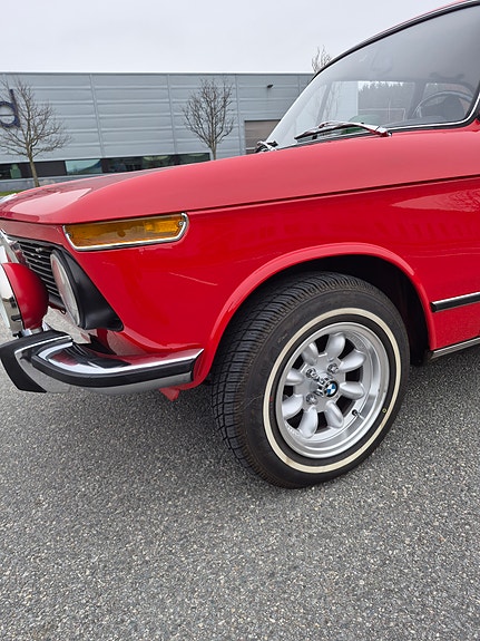 BMW 1502 18 of 30