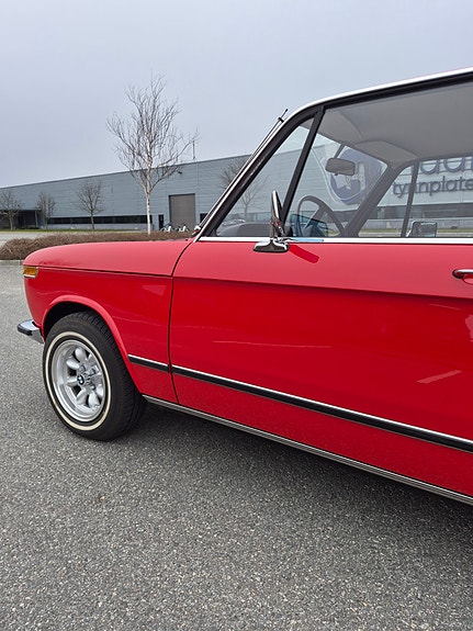 BMW 1502 14 of 30