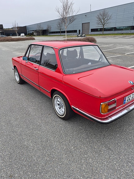 BMW 1502 11 of 30