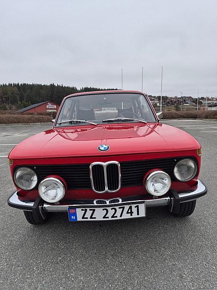 BMW 1502 6 of 30