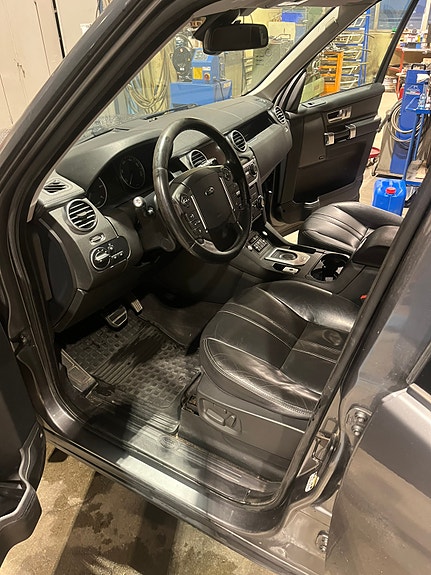 Land Rover Discovery 11 of 12