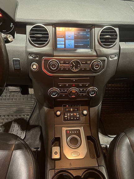 Land Rover Discovery 10 of 12