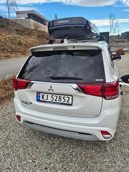 Mitsubishi Outlander 4 of 12