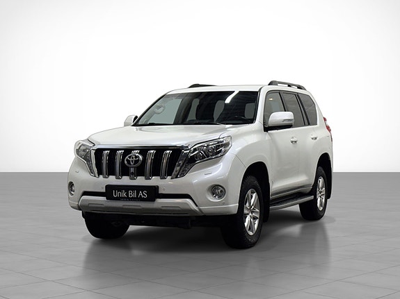 Toyota Land Cruiser 2 of 5