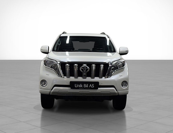 Toyota Land Cruiser 5 of 5